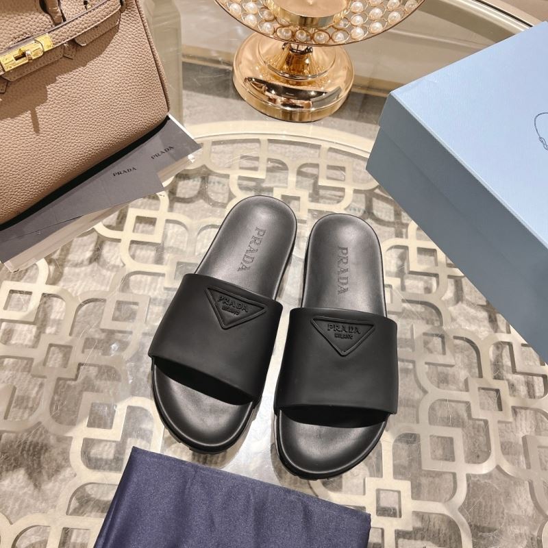 Pra*a slippers